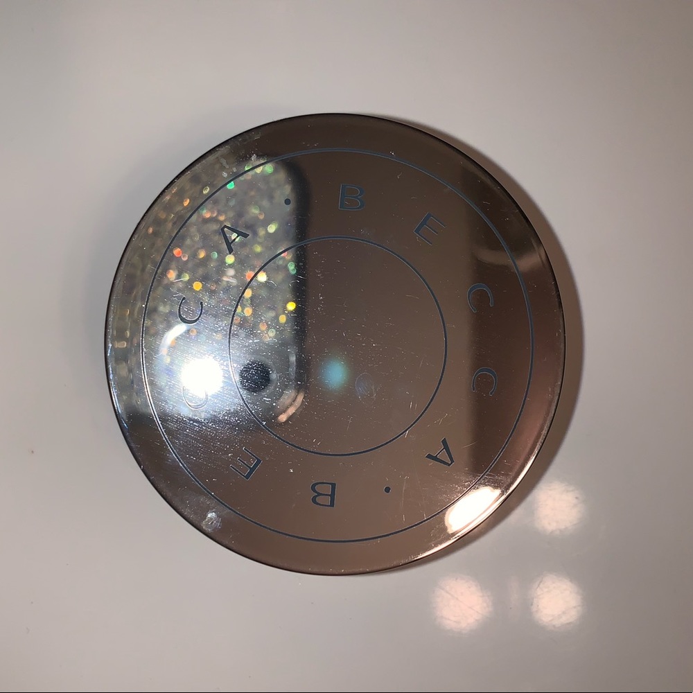 Becca Cosmetics hydra-mist set and refresh powder